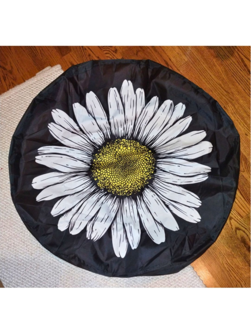 Daisy Flower Spare Tire Cover Dust-Proof Wheel Tire Cover - Picture 2 of 5